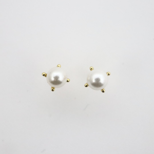 Elegant Cultured Pearl Stud Earrings - Gold Plated 92.5 Sterling Silver - Premium Quality Jewelry