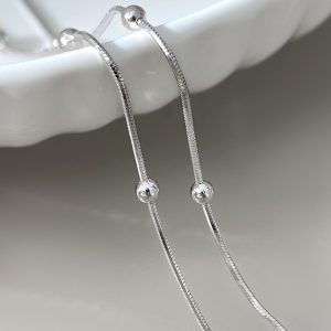 Silver Crystal Chain - Elegant Women's Jewelry Necklace | Sparkling Silver Fashion Accessory